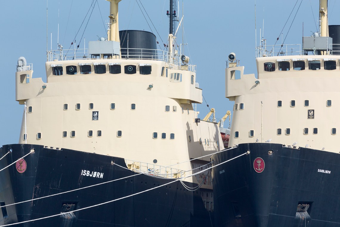 Danish_Icebreakers_laid-up_at_Hals_009