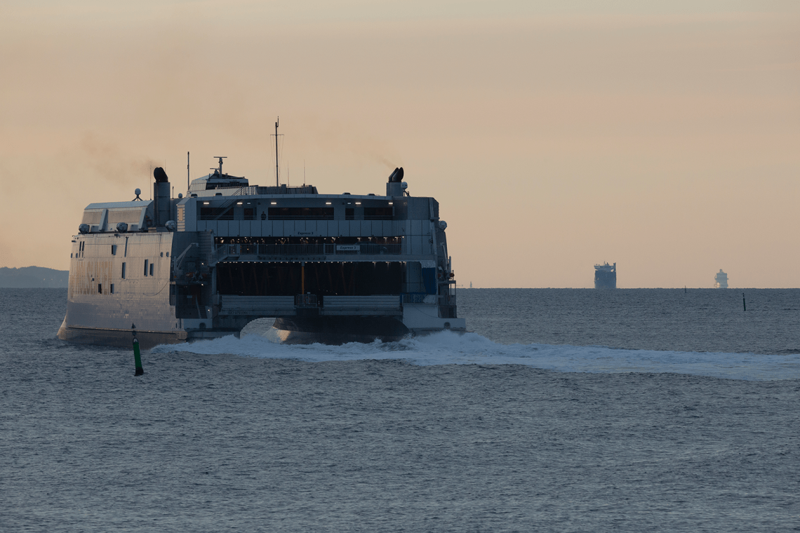 Express_3_departing_Aarhus_001