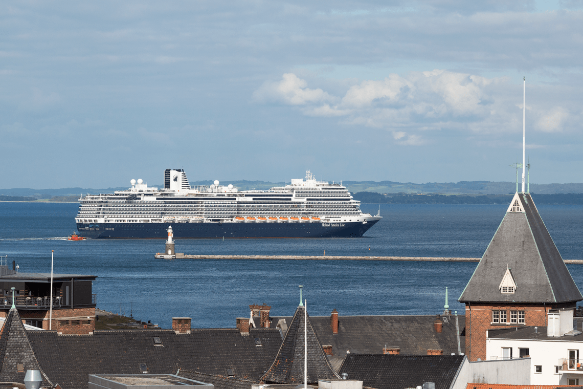 Nieuw_Statendam_maiden_call_Aarhus_017